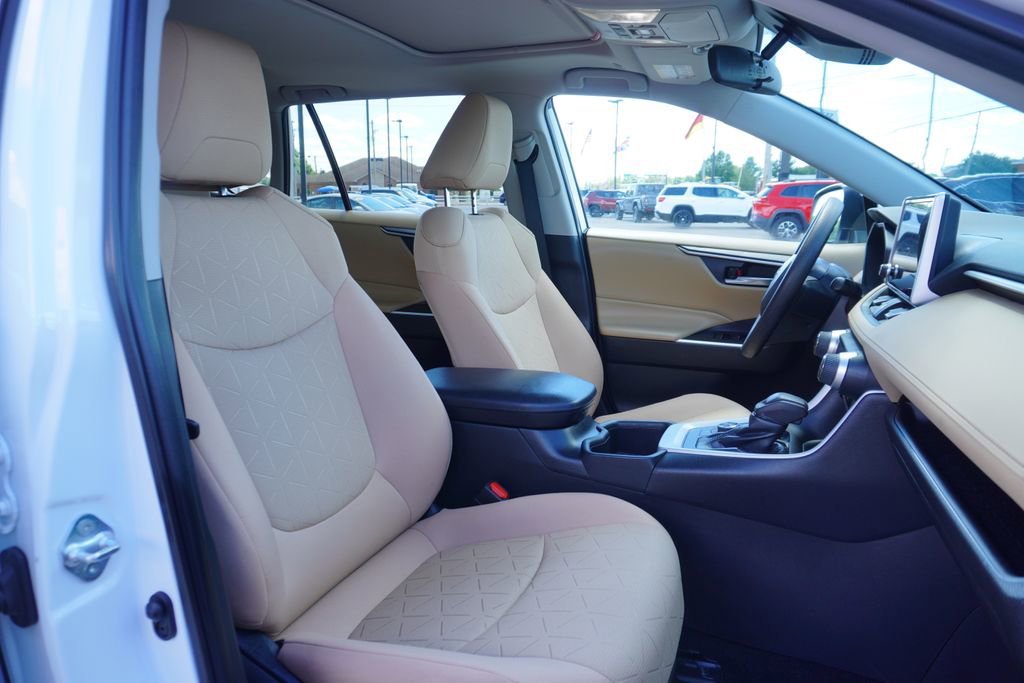 Used 2023 Toyota RAV4 XLE image 26