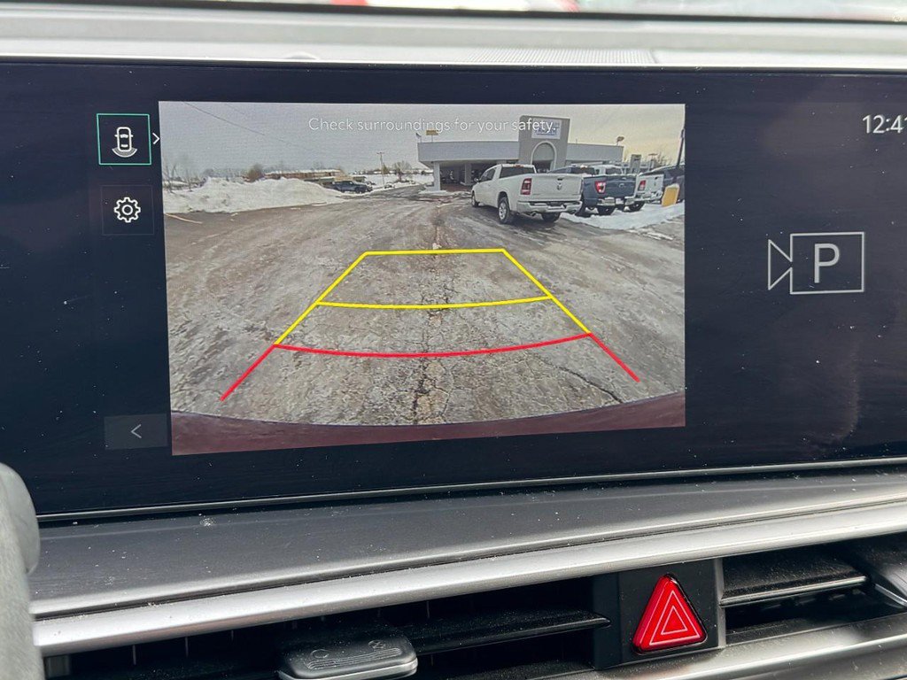 Used 2024 Kia Sorento LX image 20