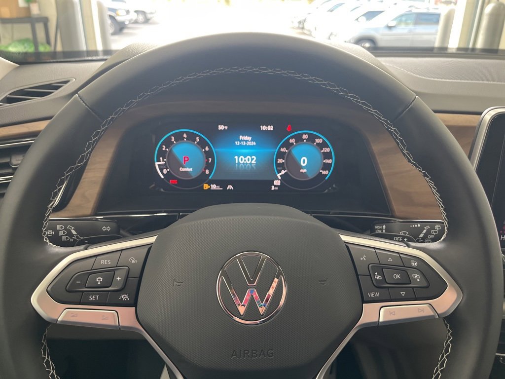 Certified 2025 Volkswagen Atlas SE image 22
