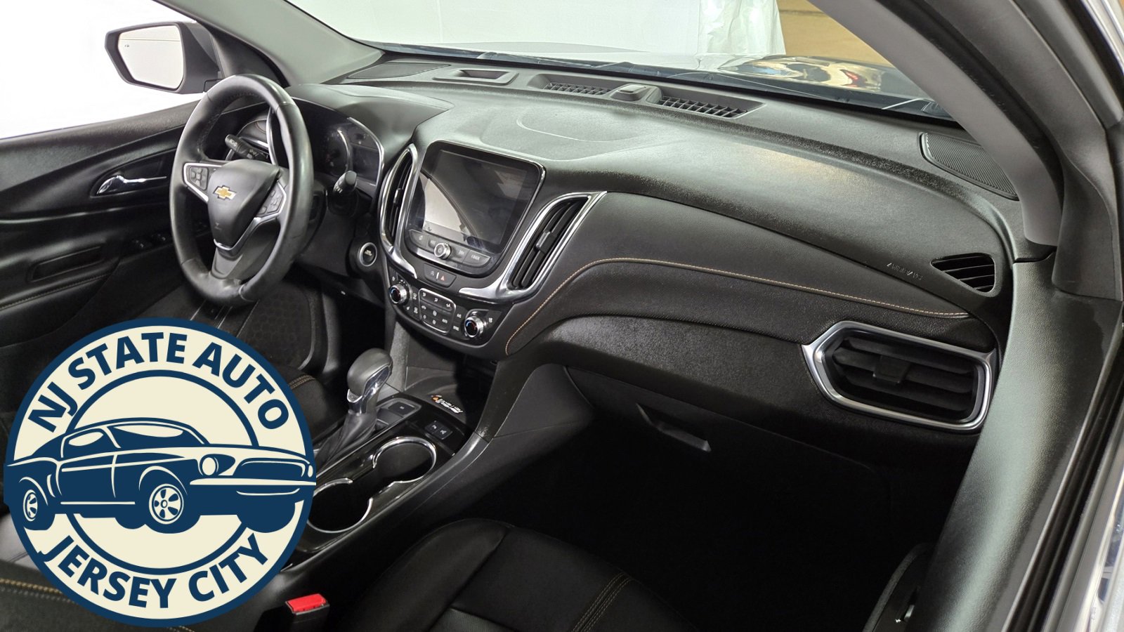 Used 2024 Chevrolet Equinox Premier image 33