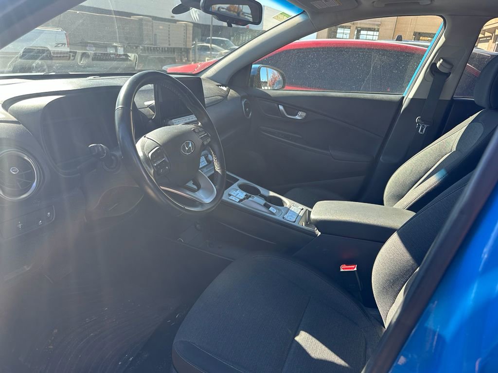 Used 2023 Hyundai Kona SEL image 9