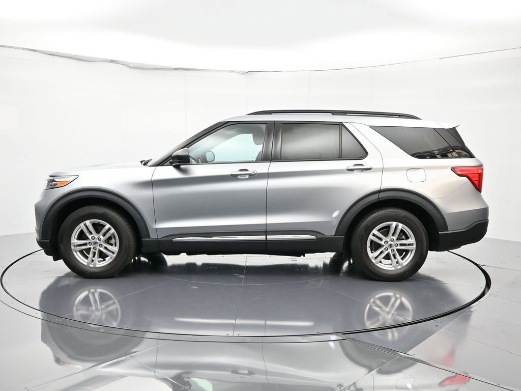 Certified 2022 Ford Explorer XLT image 8