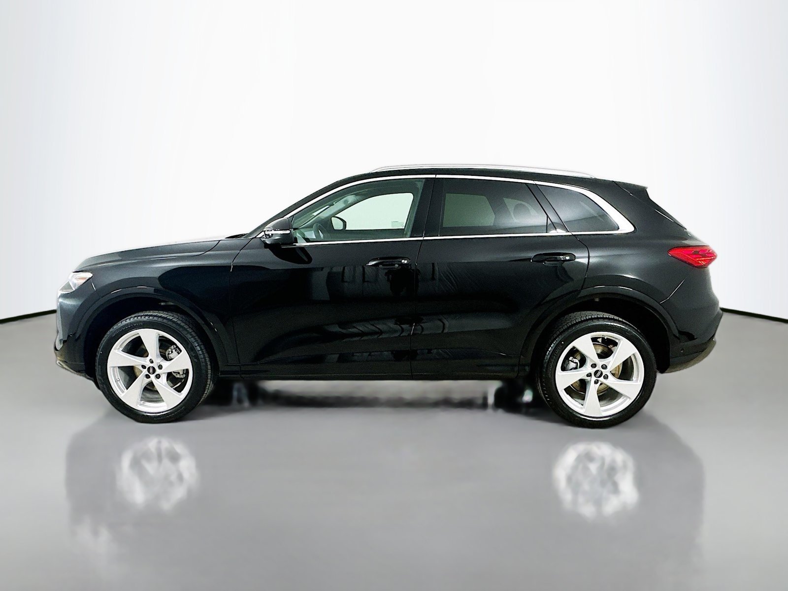 New 2026 Audi Q5 Premium Plus w/ Premium Plus AWD/4WD image 8