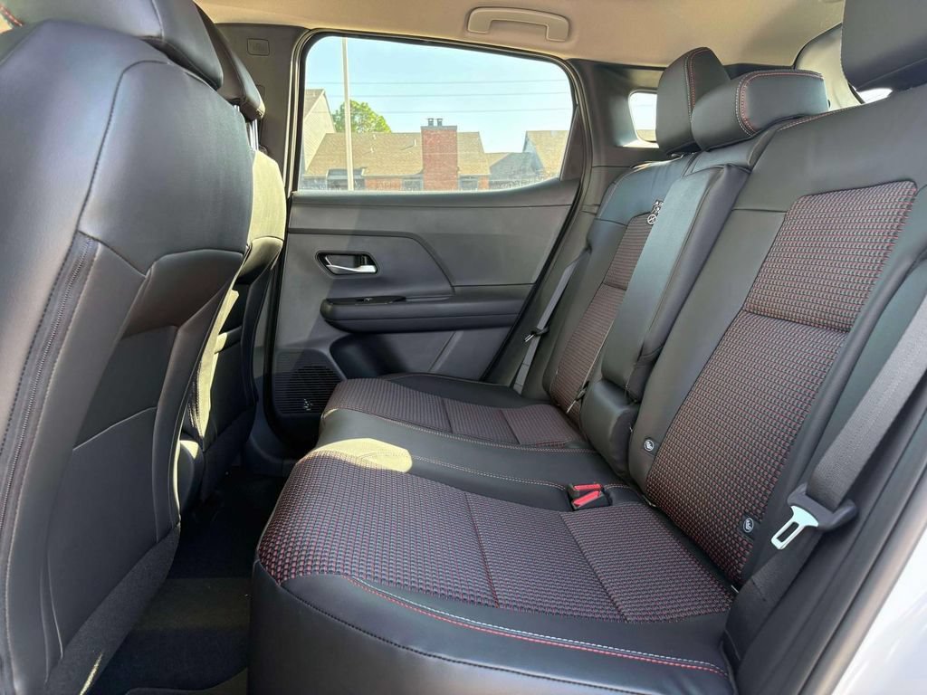 New 2026 Nissan Kicks SR w/ Illumination Package FWD image 21