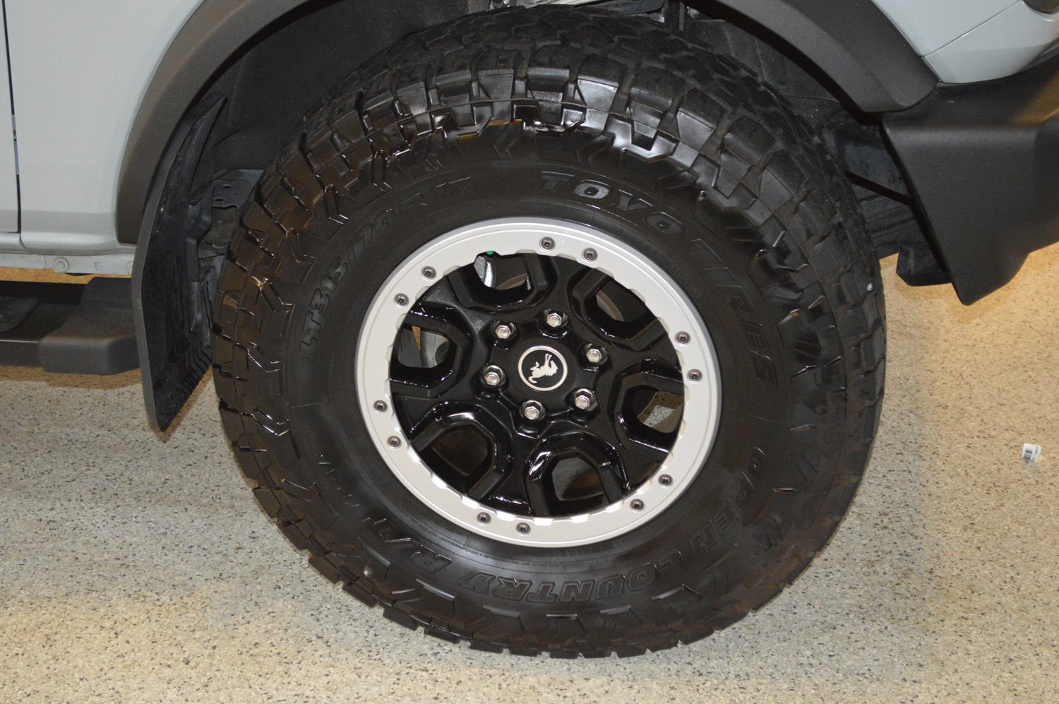 Used 2023 Ford Bronco Big Bend w/ Sasquatch Package AWD/4WD image 9