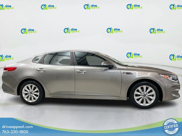 Used 2018 Kia Optima LX w/ 17" Alloy Wheels Package image 4