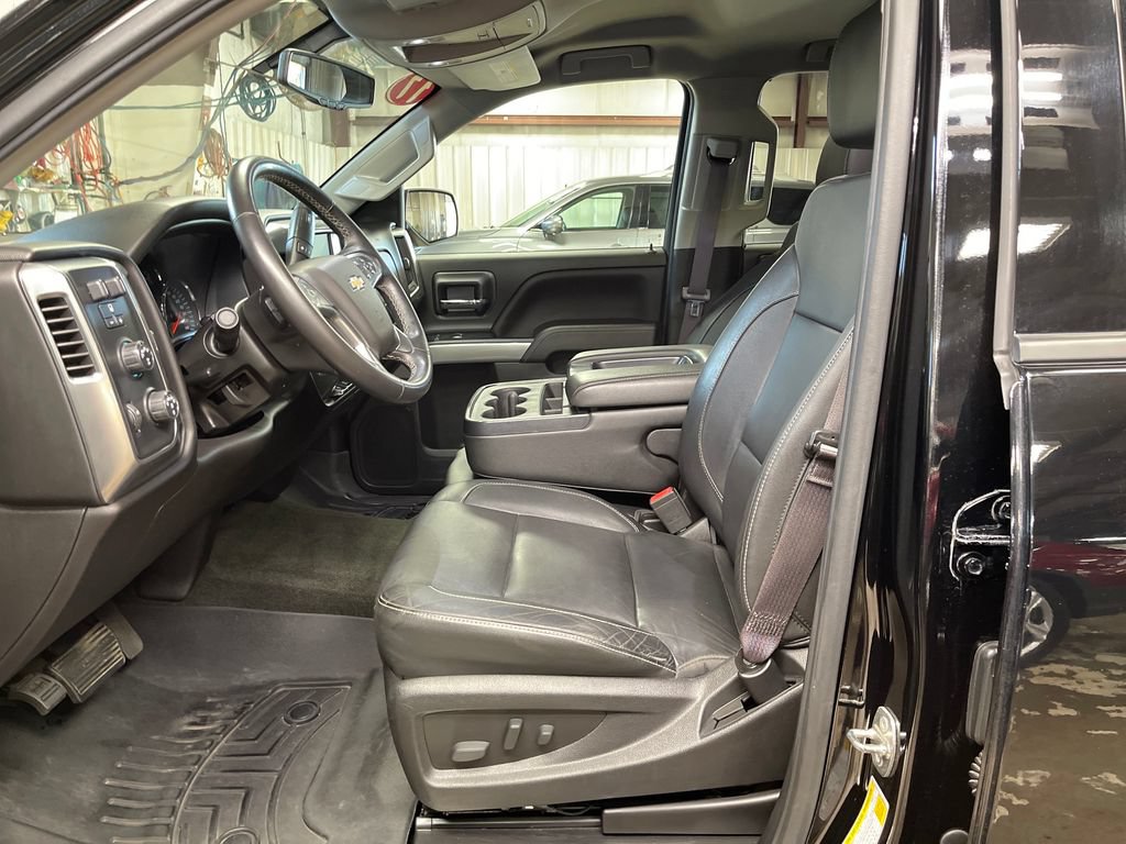 Used 2017 Chevrolet Silverado 1500 LT w/ All Star Edition AWD/4WD image 14