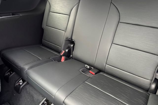 New 2026 Buick Enclave Sport Touring w/ Power Package image 17