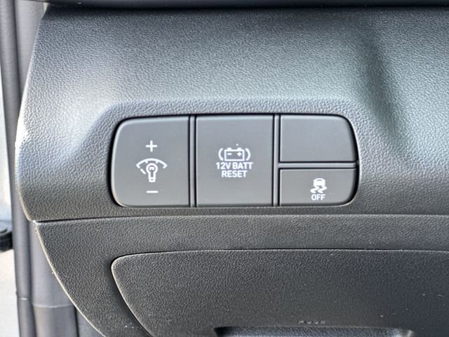 New 2026 Hyundai Elantra Sport image 25