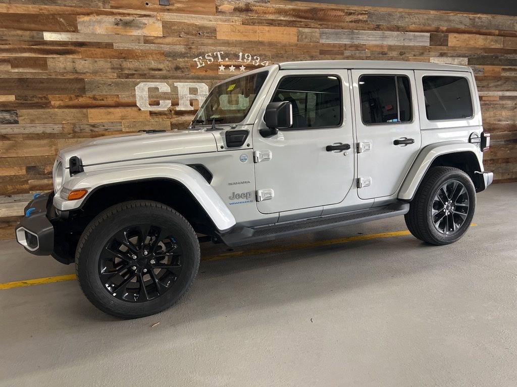 Used 2023 Jeep Wrangler Sahara 4xe image 5