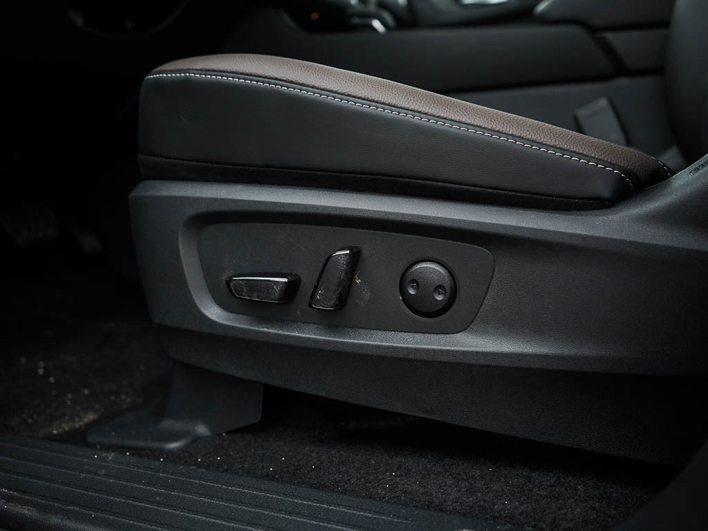 New 2026 Nissan Pathfinder Platinum w/ Cargo Package AWD/4WD image 21