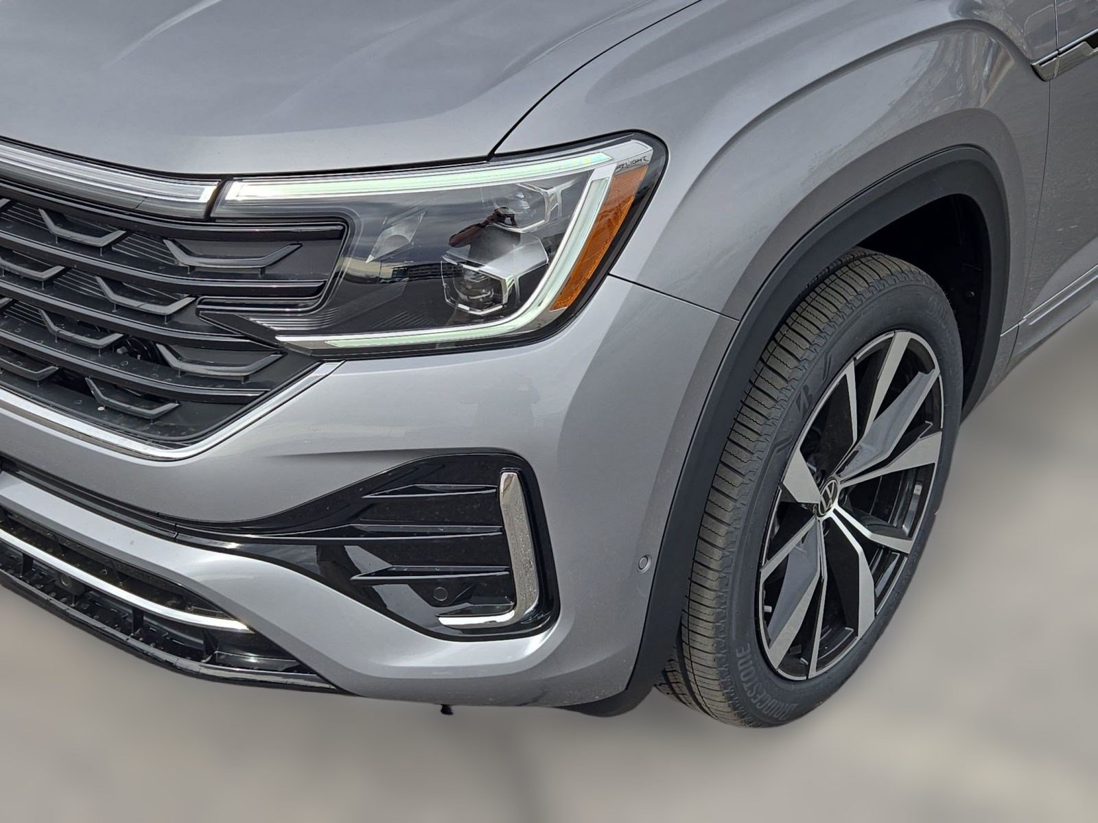 New 2026 Volkswagen Atlas SEL Premium R-Line AWD/4WD image 11