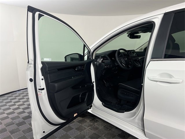 New 2026 Honda Odyssey Touring image 18