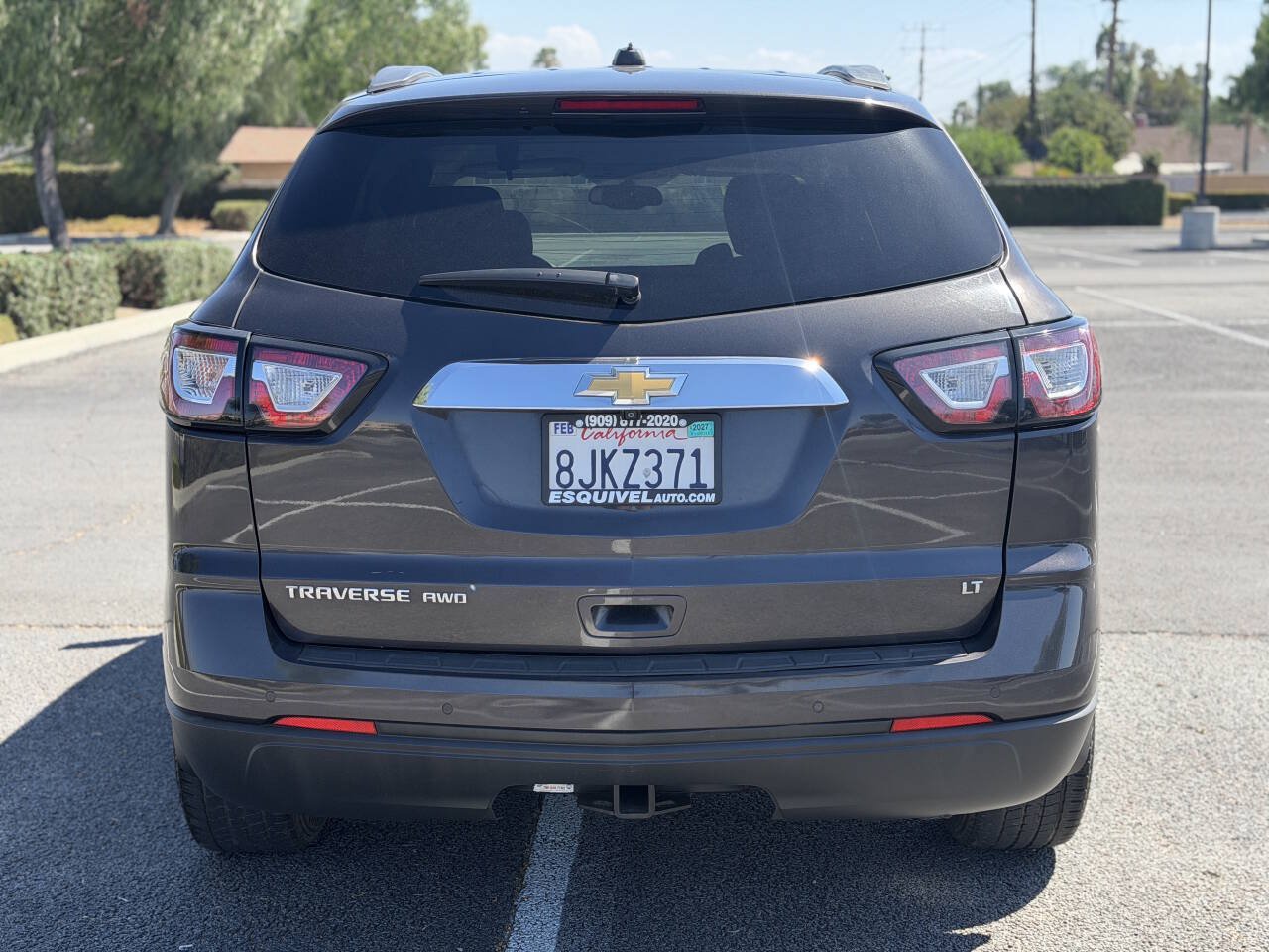 Used 2017 Chevrolet Traverse LT AWD/4WD image 4