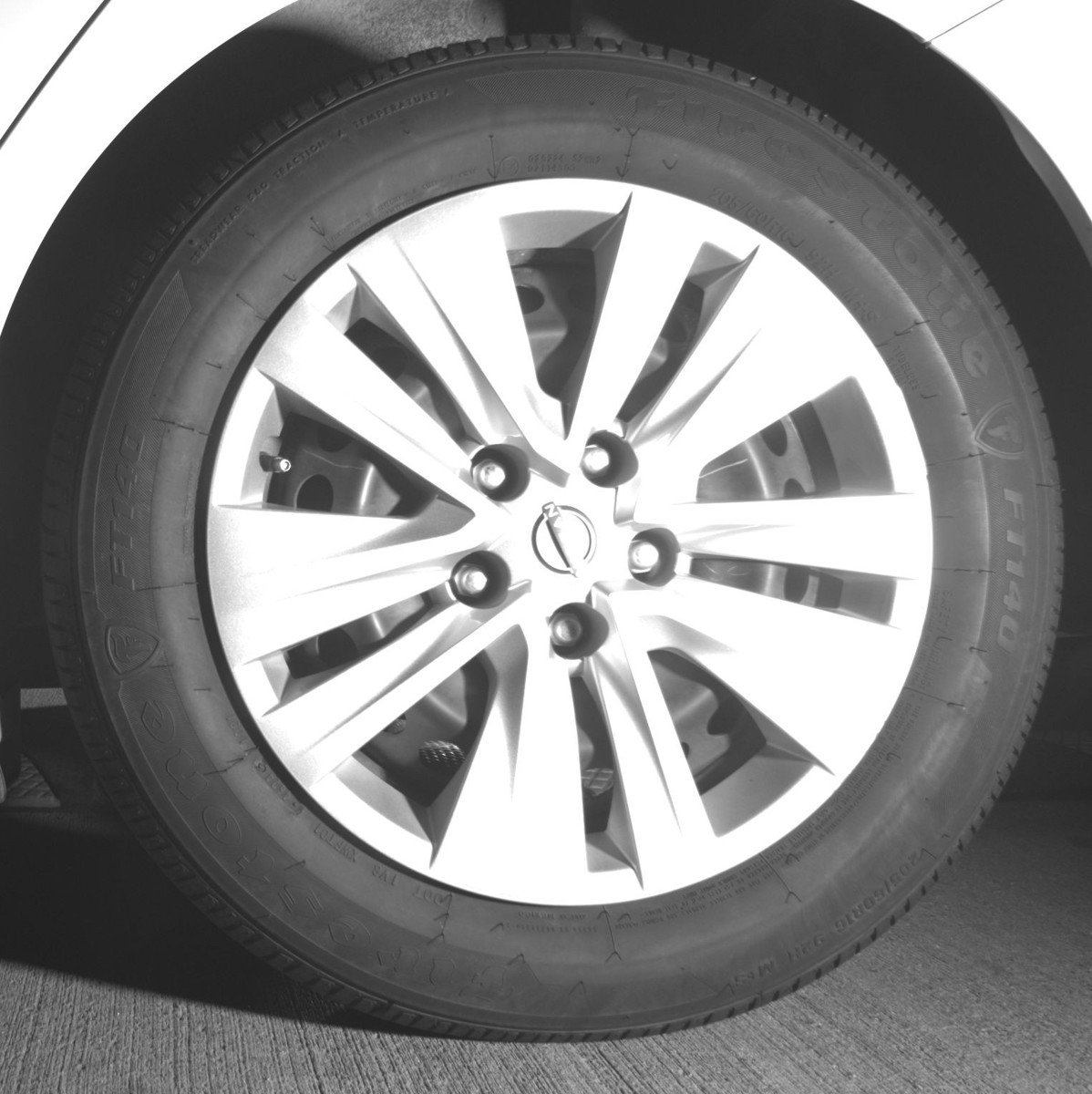 Used 2025 Nissan Sentra S image 13