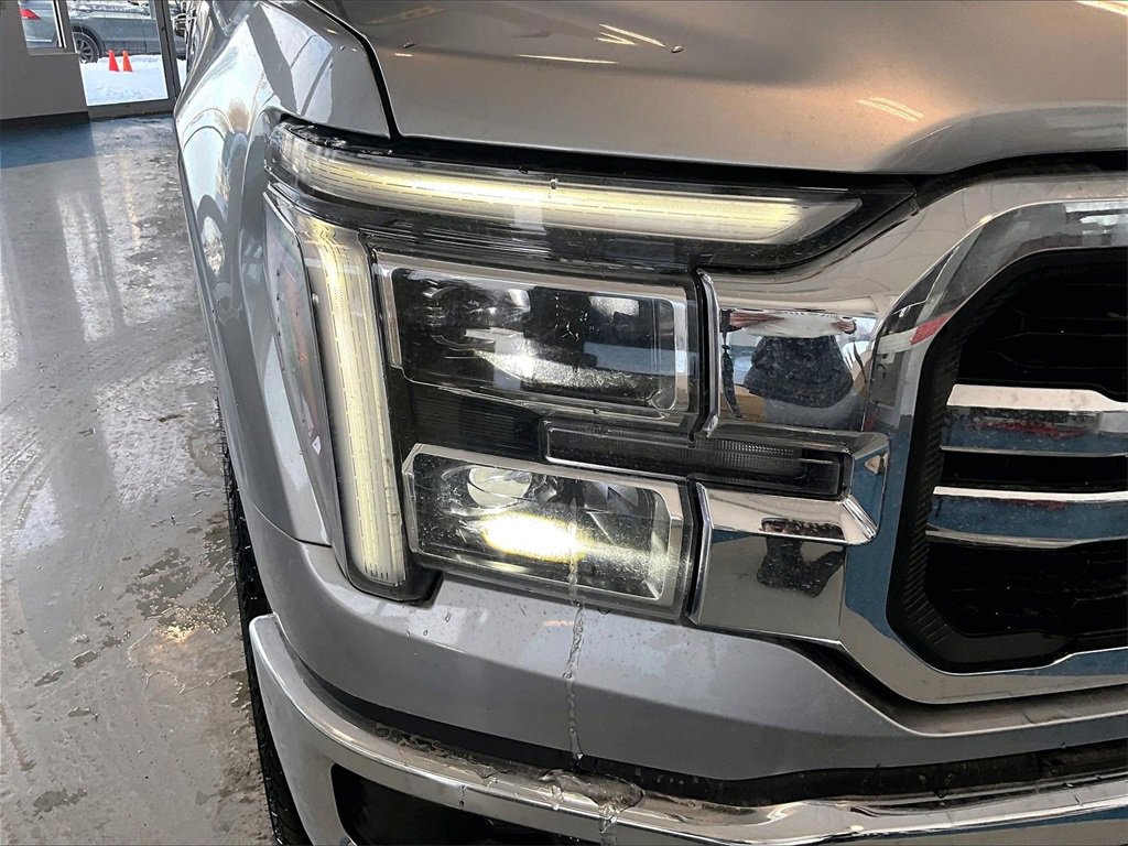 Used 2025 Ford F150 Lariat w/ Equipment Group 501A Mid image 32