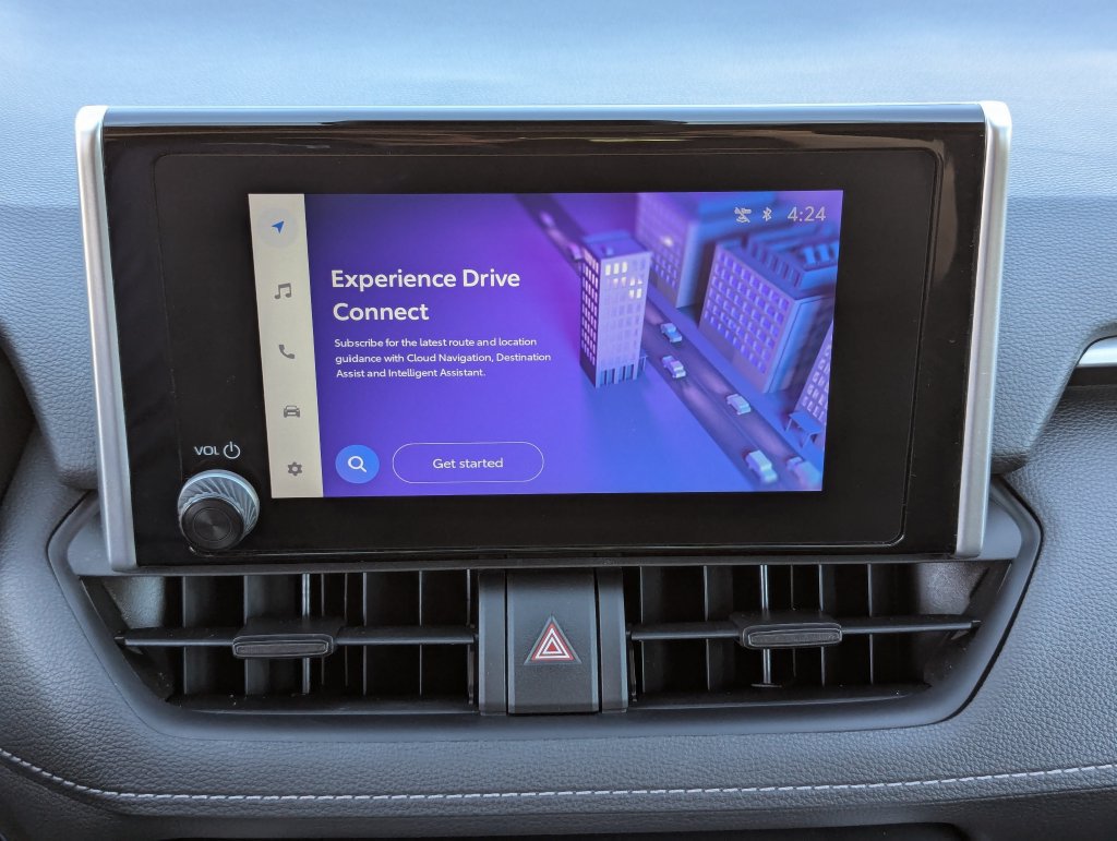 Used 2025 Toyota RAV4 XLE FWD image 26