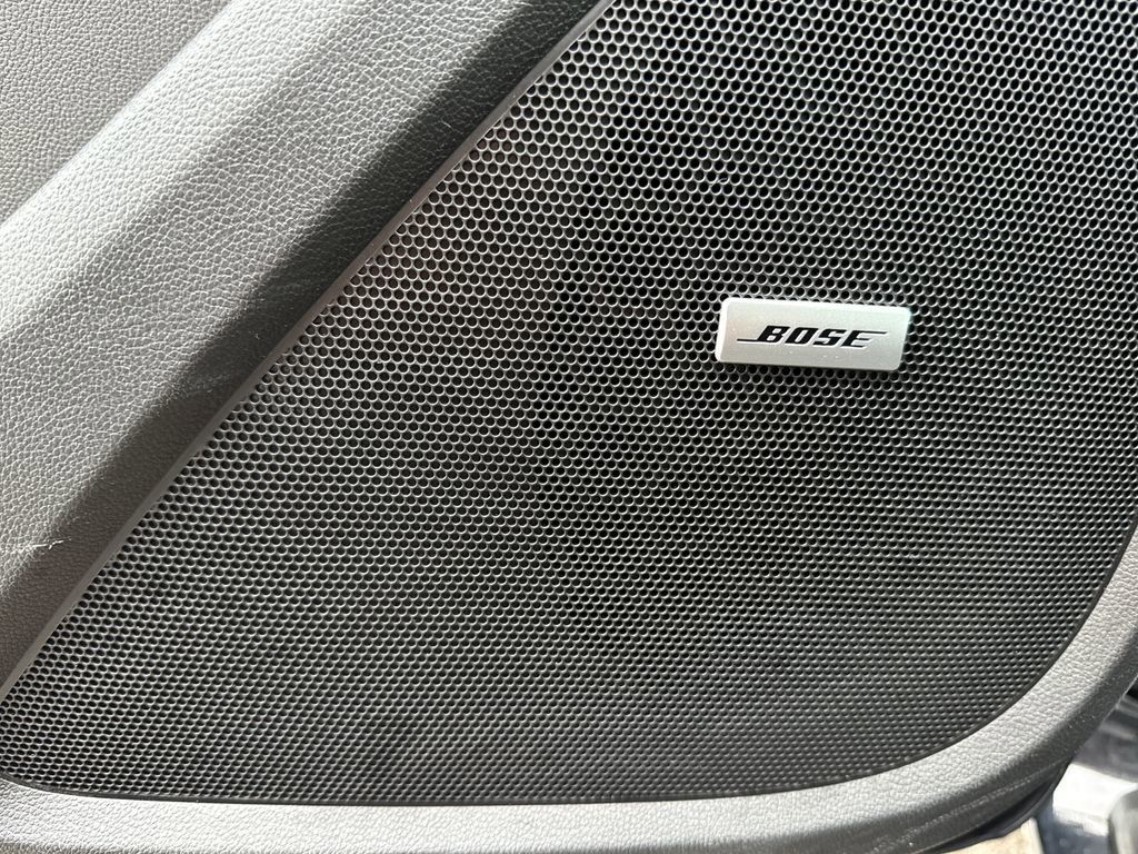 Used 2023 Chevrolet Traverse Premier w/ LPO, Floor Liner Package image 12