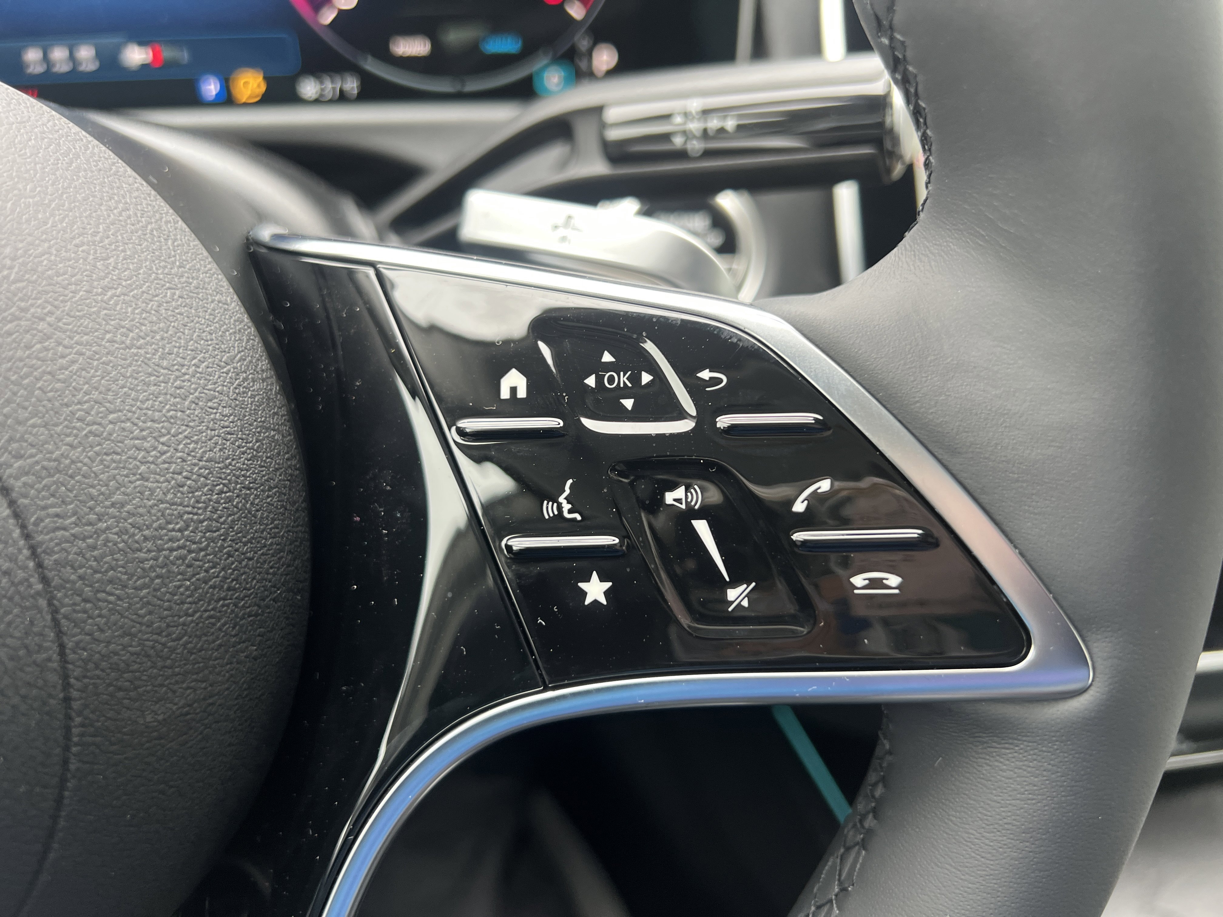 New 2026 Mercedes-Benz E 450 4MATIC All-Terrain Wagon image 17