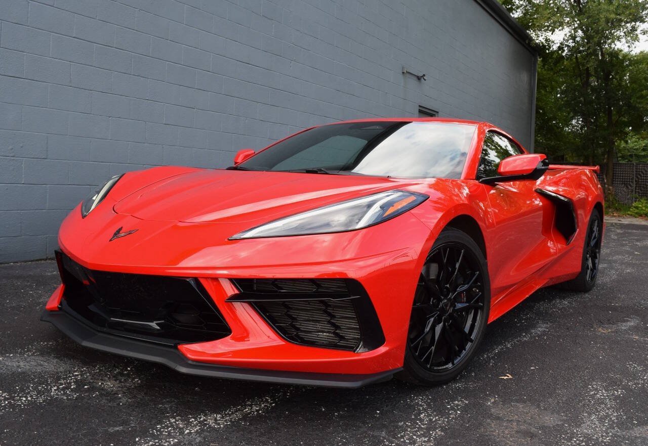 Used 2025 Chevrolet Corvette Stingray Coupe w/ Z51 Performance Package RWD image 1