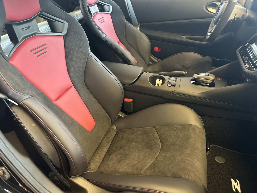 New 2026 Nissan Z NISMO w/ Floor Mat Package RWD image 22