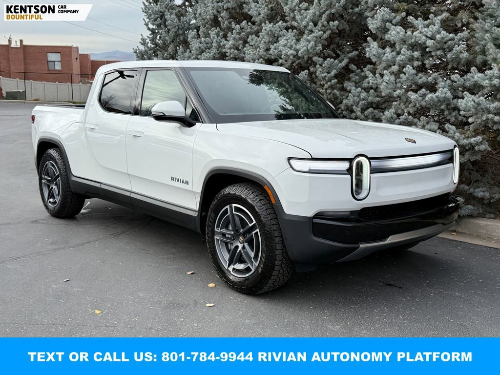 Used 2025 Rivian R1T Adventure image 14