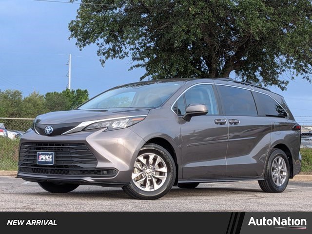 Used 2024 Toyota Sienna LE
