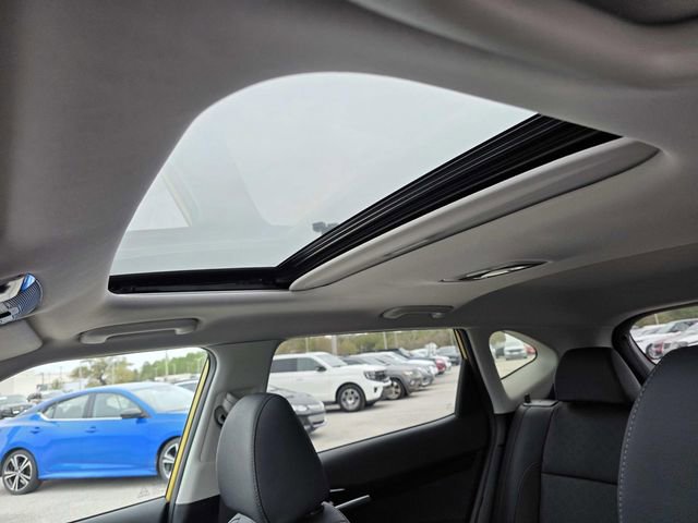 Used 2021 Kia Seltos SX w/ SX Sunroof Package image 9