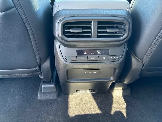 Certified 2025 Honda Pilot Touring image 25