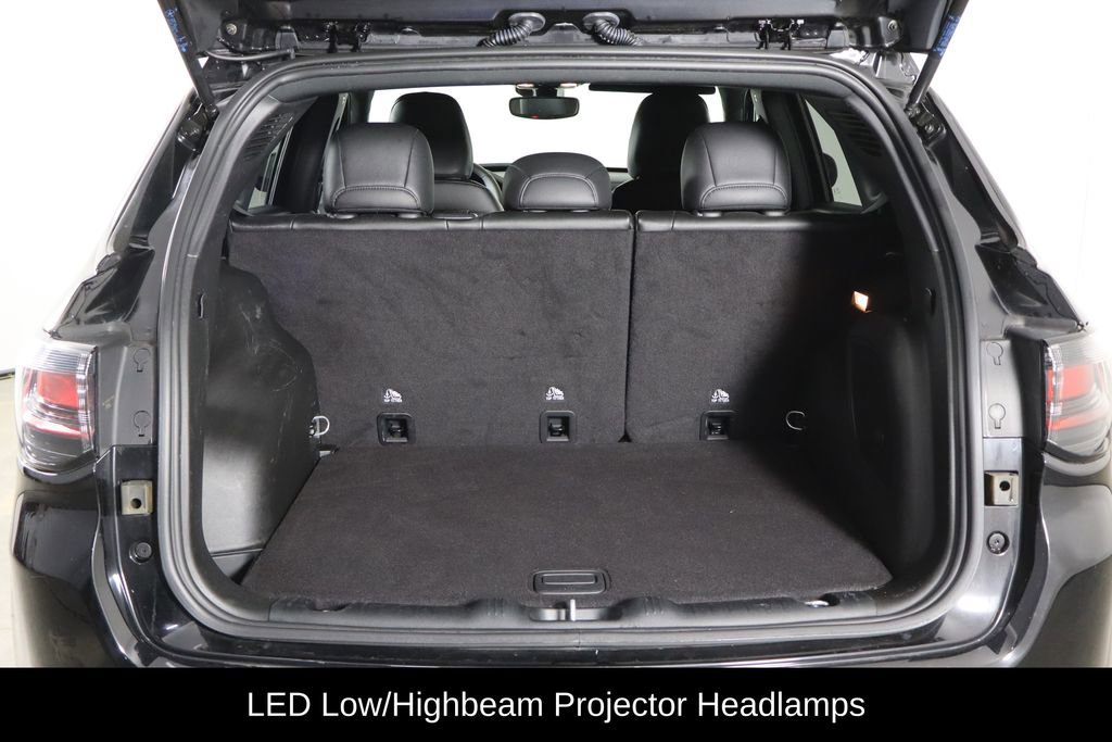 Used 2024 Jeep Compass Limited w/ High Altitude Package image 18