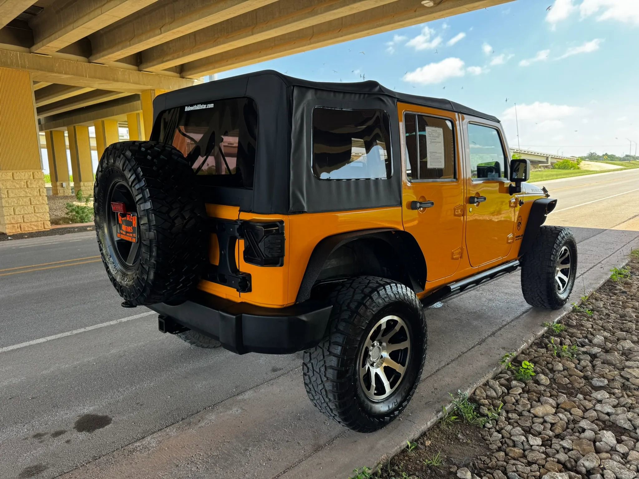 Used 2012 Jeep Wrangler Unlimited Rubicon w/ Dual Top Group image 3