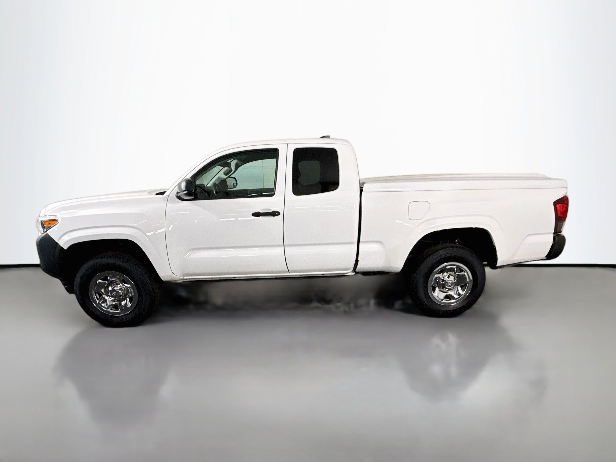 Used 2019 Toyota Tacoma SR RWD image 6