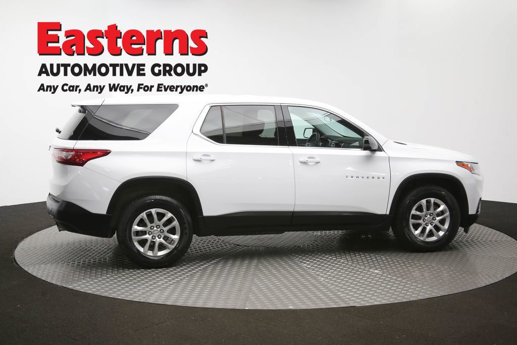 Used 2021 Chevrolet Traverse LS AWD/4WD image 43