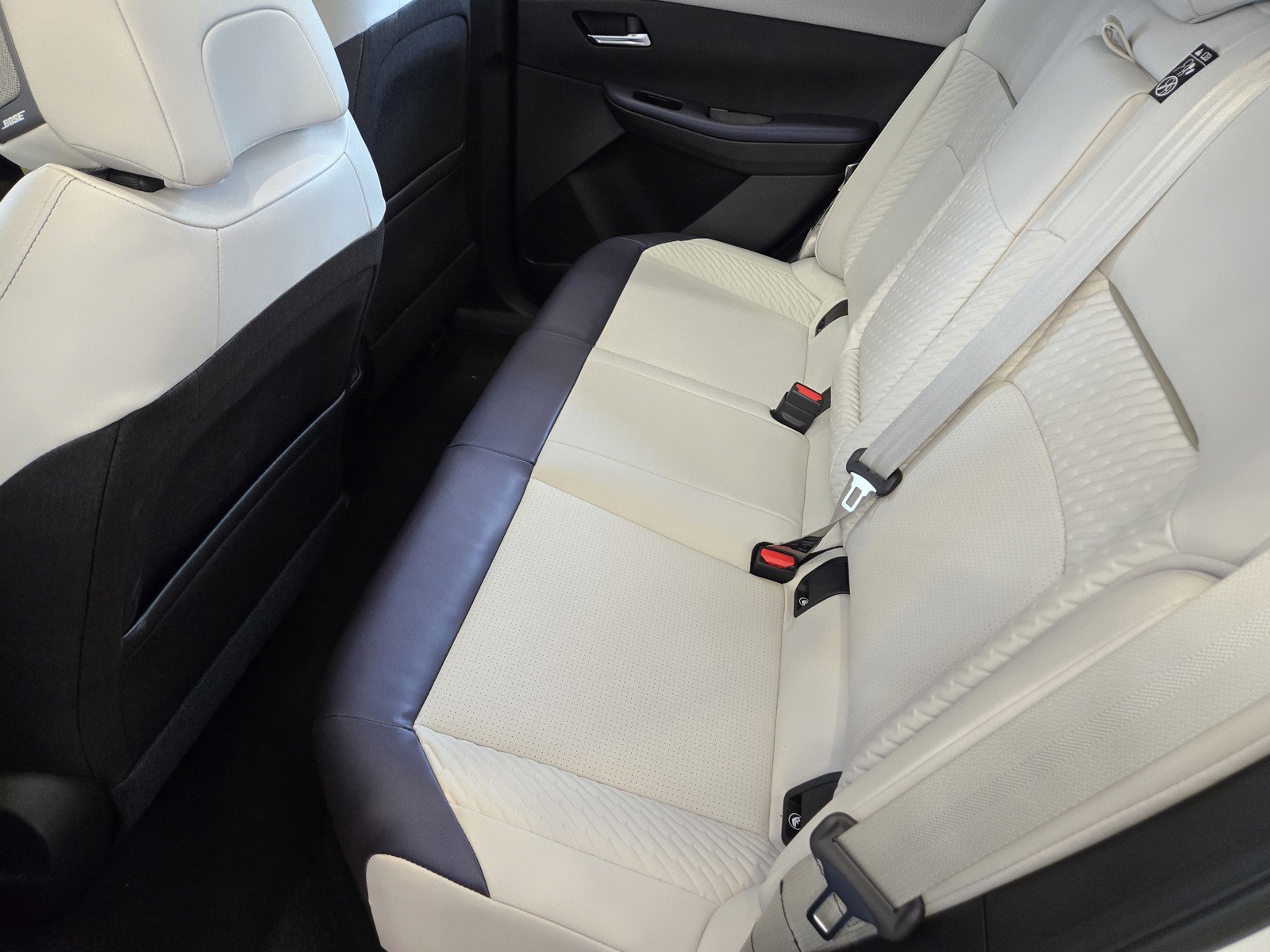 New 2026 Nissan Leaf Platinum+ w/ Cargo Package (Platinum+) FWD image 5