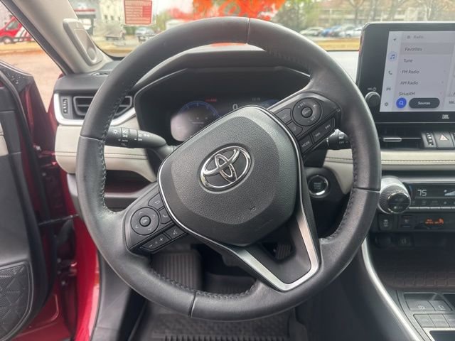 Used 2024 Toyota RAV4 Limited image 26
