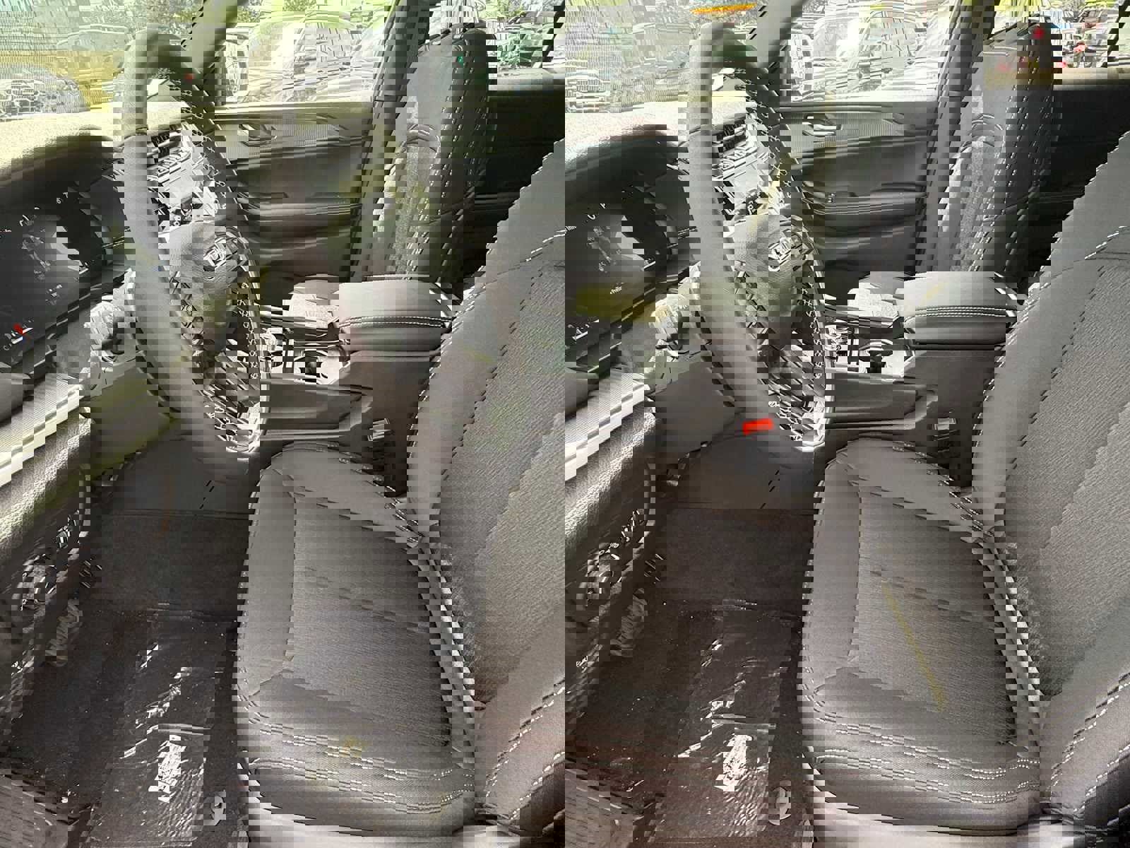 New 2025 Jeep Grand Cherokee Altitude image 7