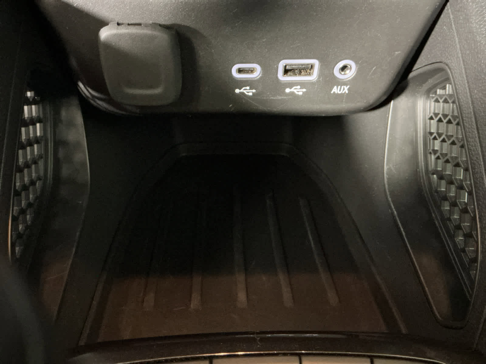 Used 2023 Chevrolet TrailBlazer RS w/ Convenience Package image 27