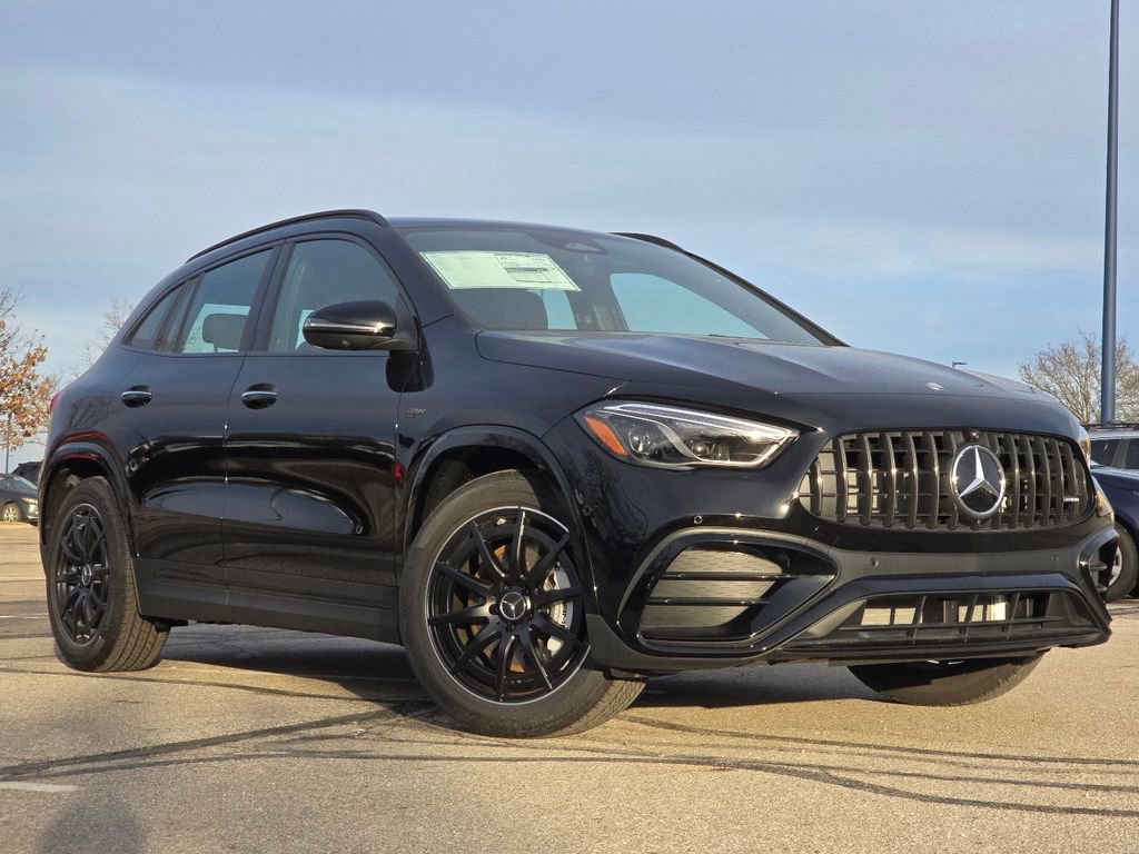 New 2026 Mercedes-Benz GLA 35 AMG 4MATIC video 2