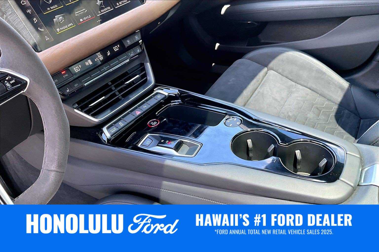 Used 2023 Audi e-tron GT Premium Plus AWD/4WD image 16