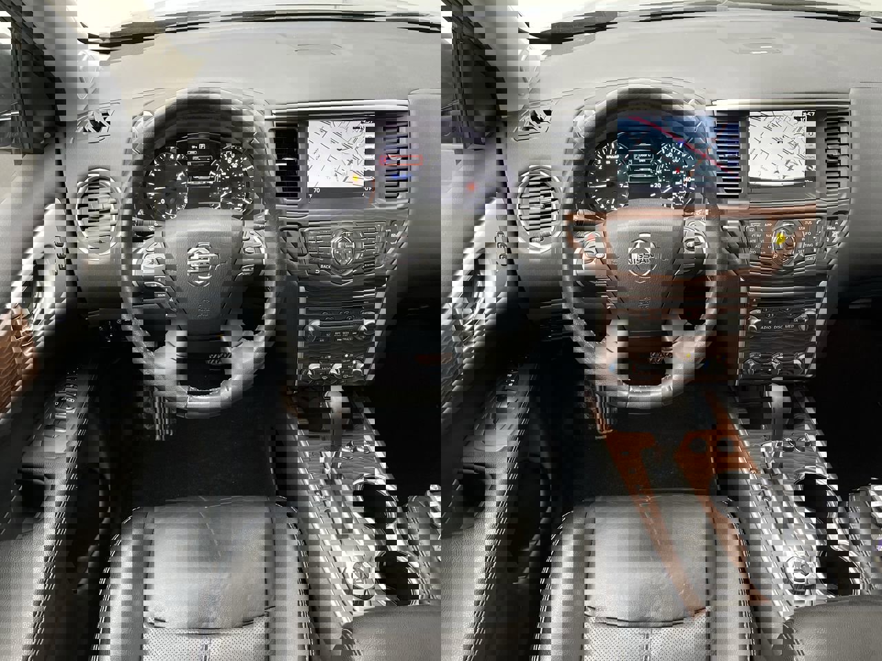 Used 2019 Nissan Pathfinder Platinum image 15