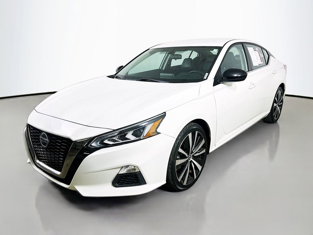 Used 2019 Nissan Altima 2.5 SR video 3