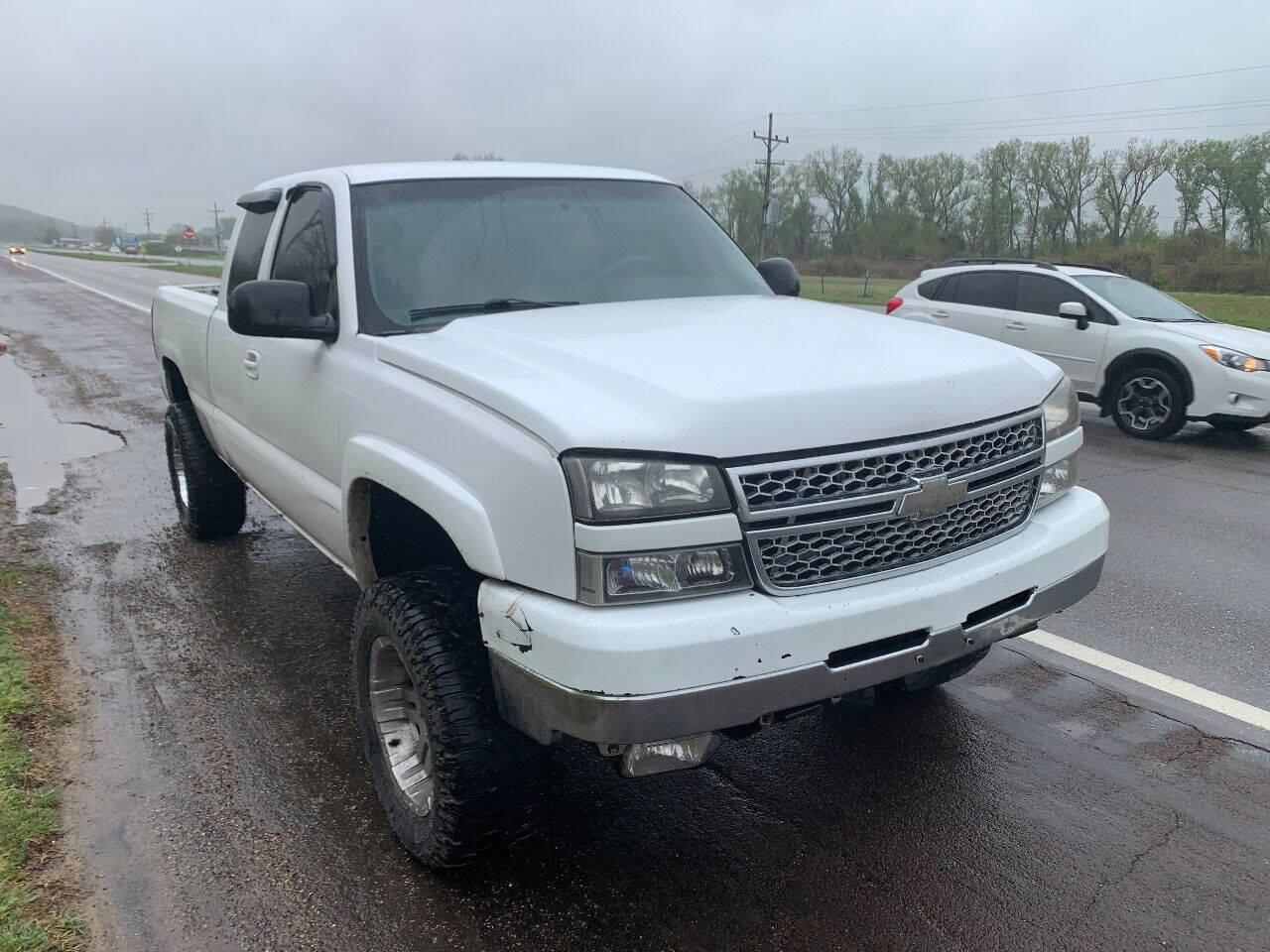 Used 2005 Chevrolet Silverado 2500 W/T AWD/4WD image 8