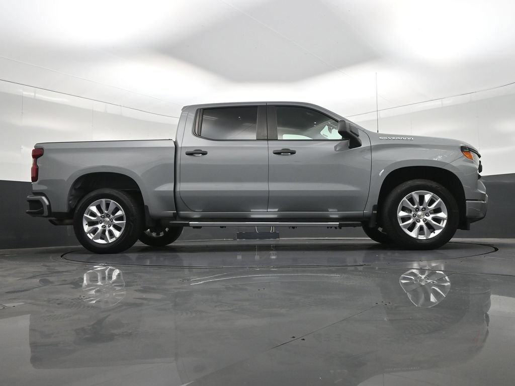Used 2024 Chevrolet Silverado 1500 Custom RWD image 28