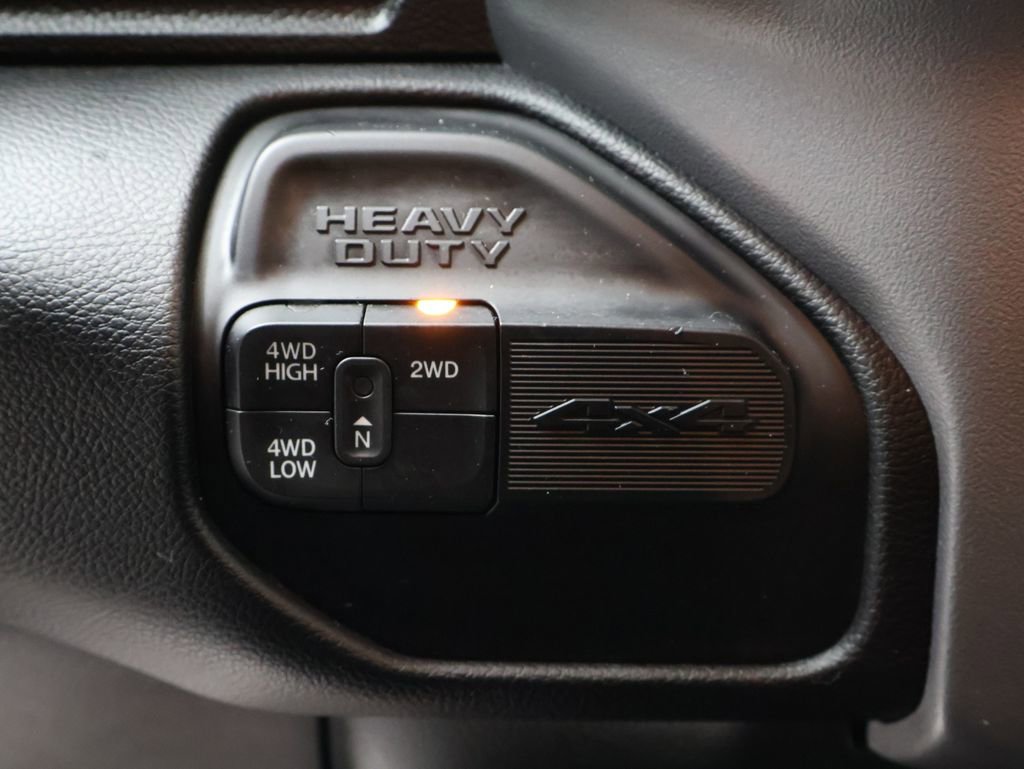 Used 2024 RAM 2500 Big Horn image 28