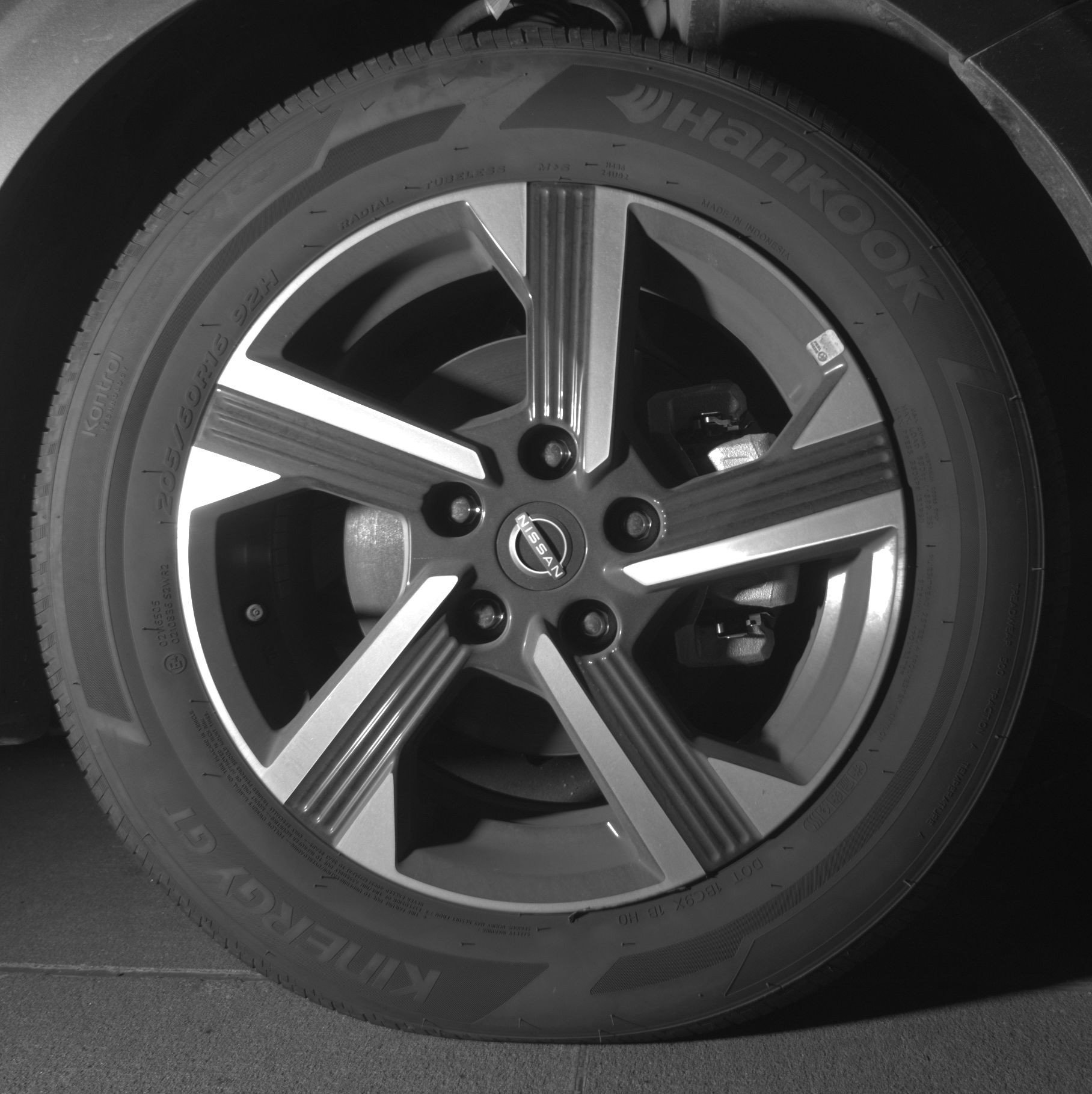 Used 2025 Nissan Sentra SV image 13