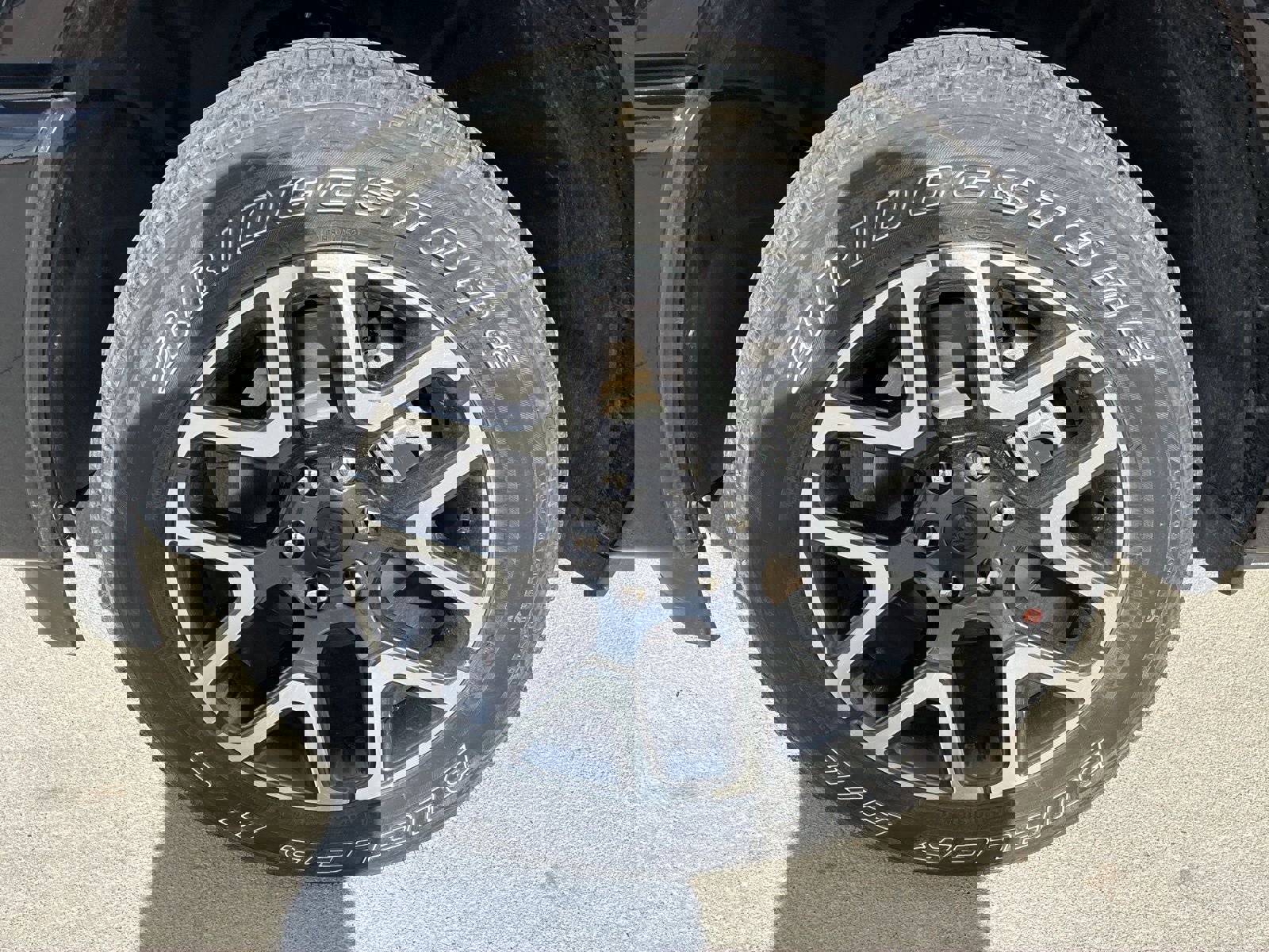 Used 2025 RAM 1500 Laramie w/ Sport Appearance Package image 13