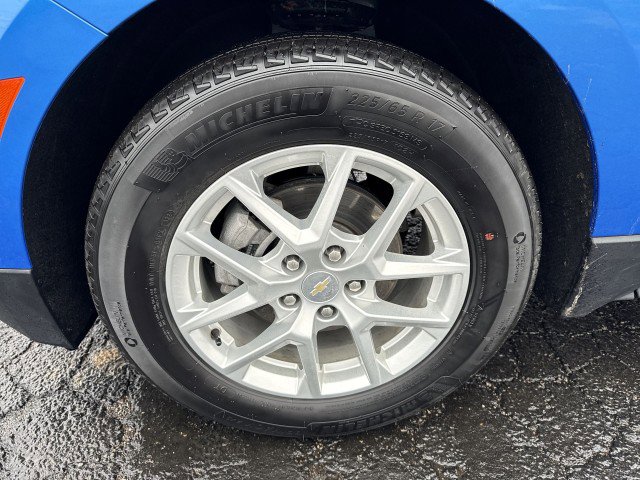 Used 2024 Chevrolet Equinox LT w/ LPO, Floor Liner Package image 18
