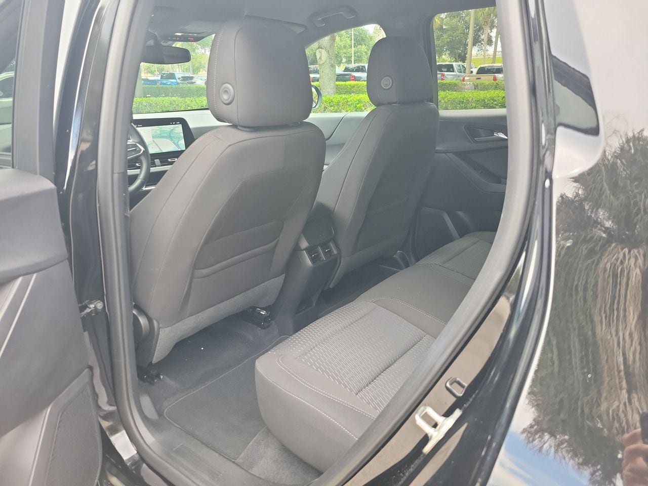 Used 2026 Chevrolet Equinox LT FWD image 8