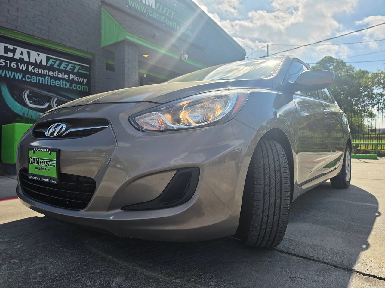 Used 2013 Hyundai Accent GLS FWD image 57