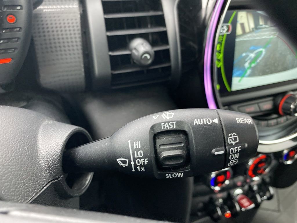 Used 2017 MINI Cooper 2-Door Hardtop image 25